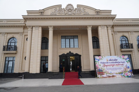 USTOZLAR KUNI MUNOSABATI BILAN BAYRAMONA KONSERT DASTURI